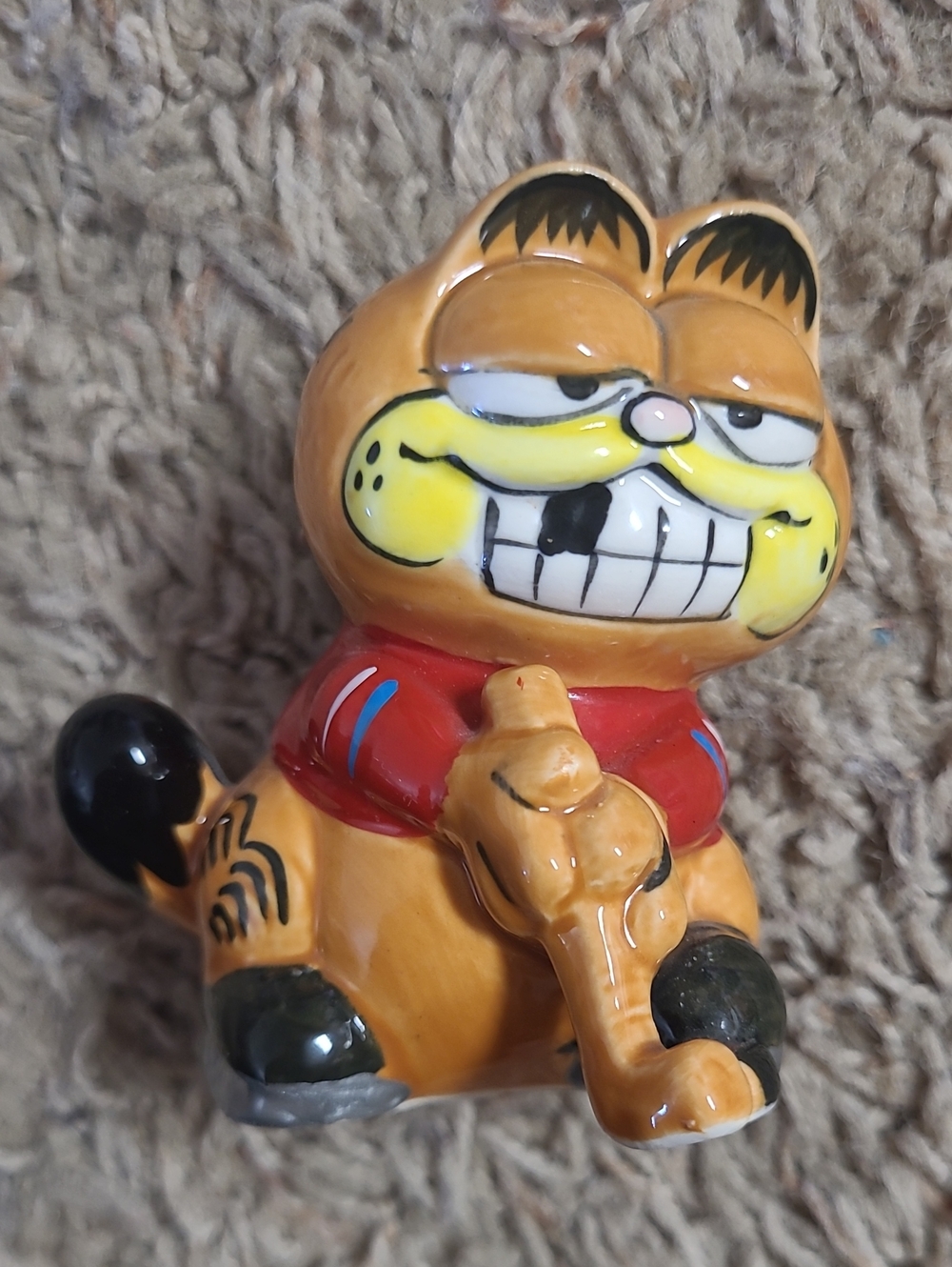 Vintage Enesco Garfield (the Cat Cartoon Character) Hockey Player Figurine 1981